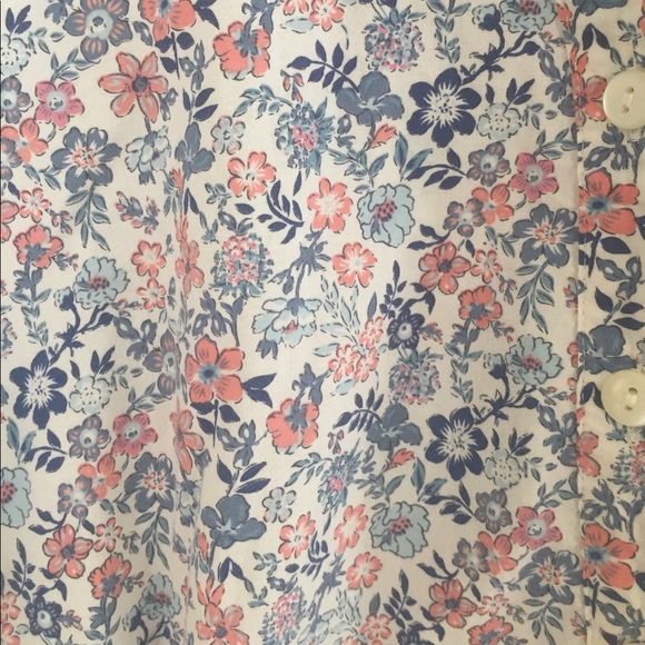 Floral peplum button down shirt - Picture 2 of 4